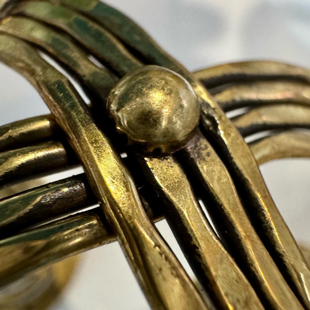 Elegant Vintage Gold brass cuff Bracelet hammered textured statement wide cuff - Picture 6 of 6
